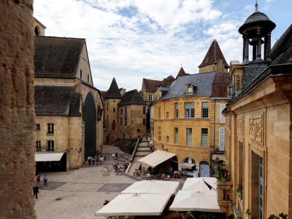 Le Lys Dort Sarlat : photo 4 de la chambre chambre double familiale