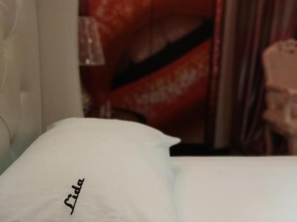 Lida Hotel : photo 1 de la chambre chambre double deluxe avec douche