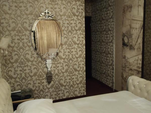 Lida Hotel : photo 2 de la chambre chambre double deluxe avec douche