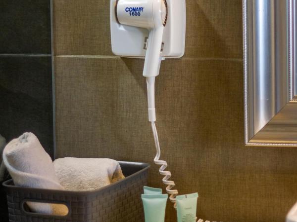 The Yellow by DOT Boutique : photo 8 de la chambre chambre triple