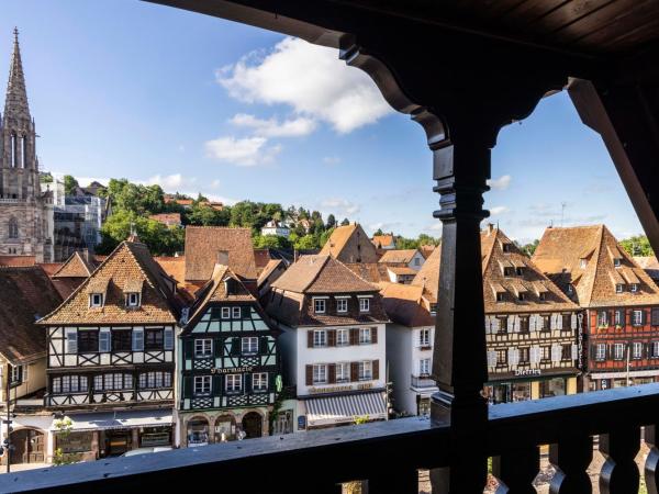 Hotel La Diligence : photo 5 de la chambre suite avec balcon