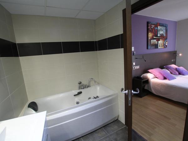 Hotel TossaMar : photo 5 de la chambre chambre familiale