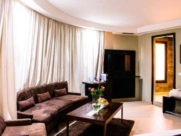 Tempoo Hotel Marrakech City Centre Adults Only : photo 1 de la chambre suite