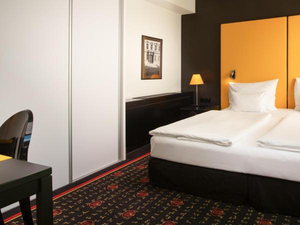 OREA Hotel Angelo Praha : photo 5 de la chambre suite junior