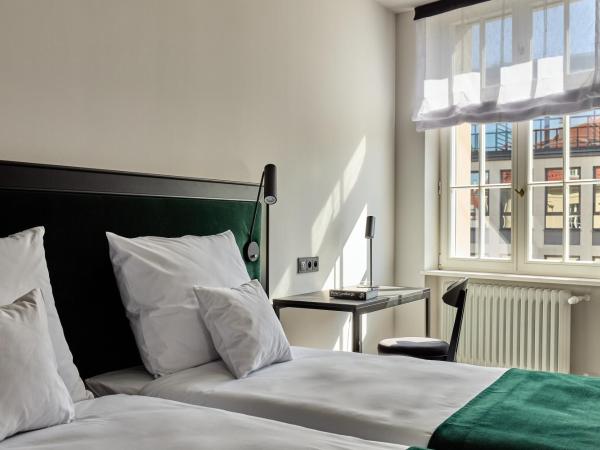 Hotel Liberte 33 BW Premier Collection : photo 1 de la chambre chambre lits jumeaux supérieure