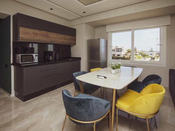 Ocean Atlantic View (Ex Bo Hotel) : photo 6 de la chambre suite supérieure lit king-size