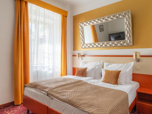 Bellevue Hotel Český Krumlov : photo 1 de la chambre chambre double/lits jumeaux supérieure