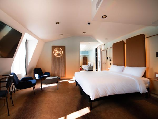 YOU Are Deauville : photo 1 de la chambre suite junior avec terrasse