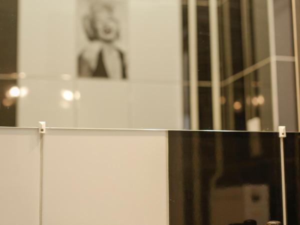 Uránia Apartmanház : photo 2 de la chambre appartement en duplex