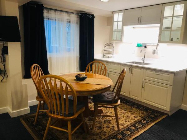 Cambie Lodge : photo 8 de la chambre suite 2 chambres (niveau inférieur)