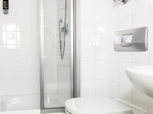 Hotel Blutenburg : photo 3 de la chambre chambre double