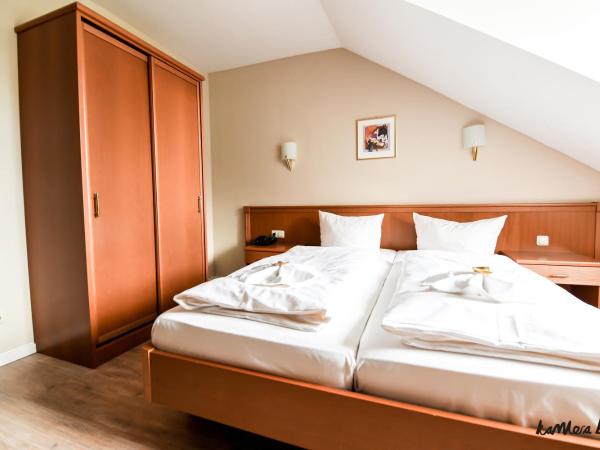 Hotel Blutenburg : photo 9 de la chambre chambre double