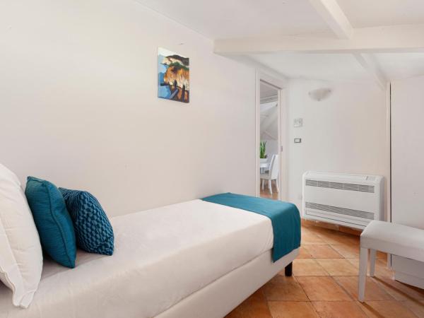 Hotel Tasso Suites & Spa : photo 8 de la chambre appartement 3 chambres