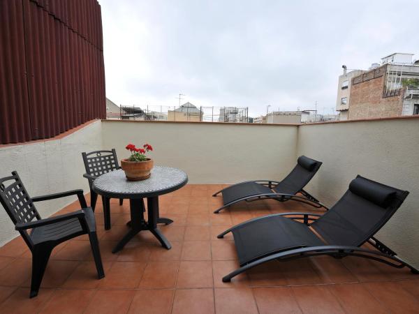Hotel Roger de Llúria : photo 5 de la chambre chambre double classique avec terrasse privée