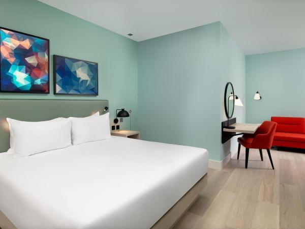 Hyatt Place London City East : photo 9 de la chambre chambre lit king-size avec canapé-lit