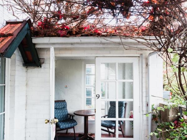 Battery Point Manor : photo 1 de la chambre chambre double - 9