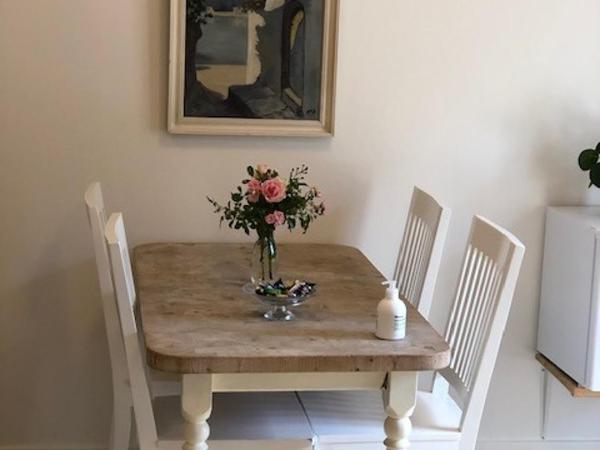 Allesø Gl. sognefoged gård : photo 5 de la chambre chambre familiale avec salle de bains commune