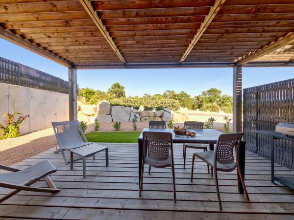 Résidence Pierre & Vacances Premium Les Terrasses d'Arsella : photo 4 de la chambre appartement 1 chambre avec climatisation et terrasse (4 adultes)