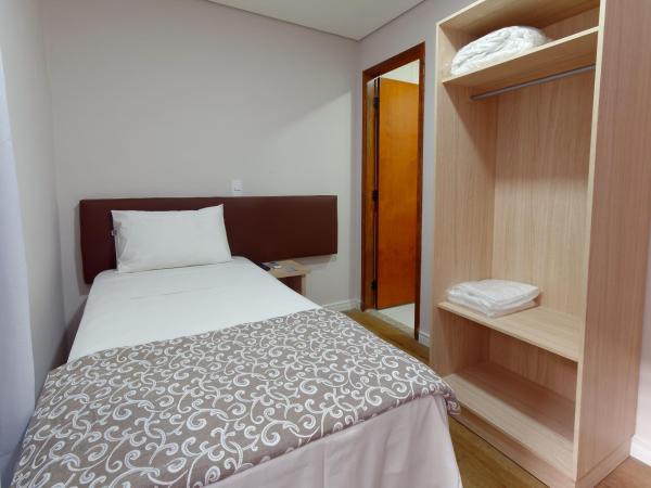 Fênix Hotel Bom Retiro : photo 4 de la chambre chambre simple
