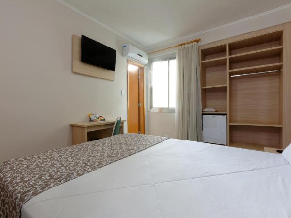 Fênix Hotel Bom Retiro : photo 3 de la chambre chambre double