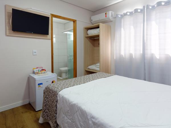 Fênix Hotel Bom Retiro : photo 2 de la chambre chambre double Économique