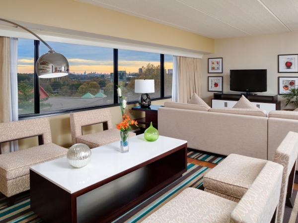Hyatt Regency Suites Atlanta Northwest : photo 1 de la chambre suite