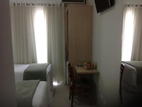 Upper Hotel : photo 4 de la chambre chambre lits jumeaux standard