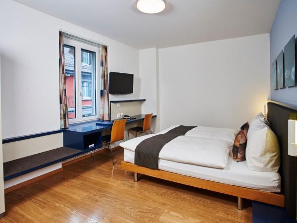 Hotel Bristol Zurich : photo 5 de la chambre chambre double avec lit king-size