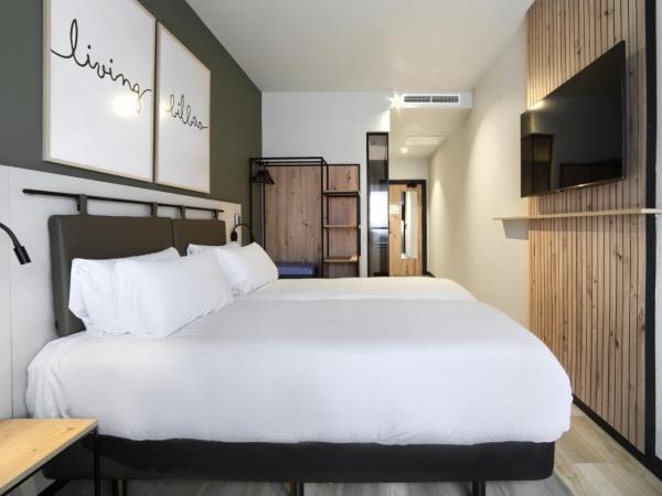 Hotel Bed4U Bilbao : photo 3 de la chambre chambre double ou lits jumeaux