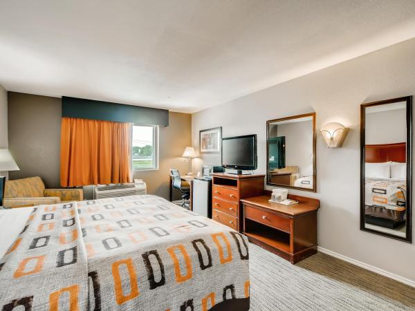 Orangewood Inn and Suites Midtown : photo 4 de la chambre chambre lit king-size - non-fumeurs