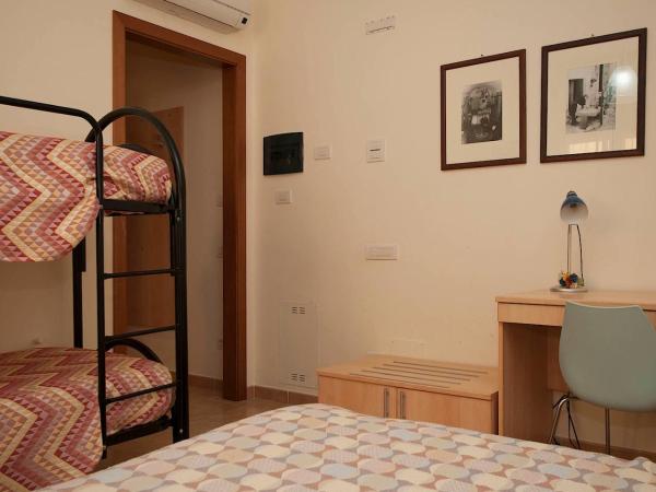 B&B & Residence Pozzo Misseo : photo 2 de la chambre chambre quadruple