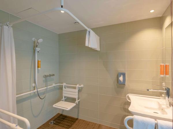 Super 8 by Wyndham Dresden : photo 9 de la chambre chambre double - accessible aux personnes à mobilité réduite