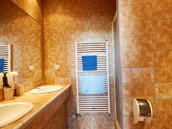 Penzion Kozí Horka u Brněnské přehrady : photo 8 de la chambre chambre familiale avec balcon