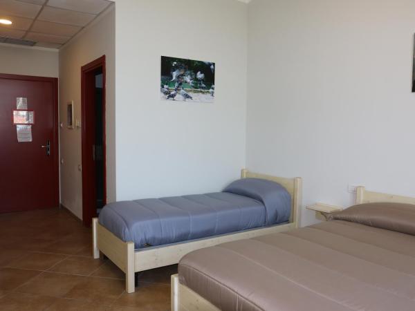 Student's Hostel Parma : photo 1 de la chambre chambre double