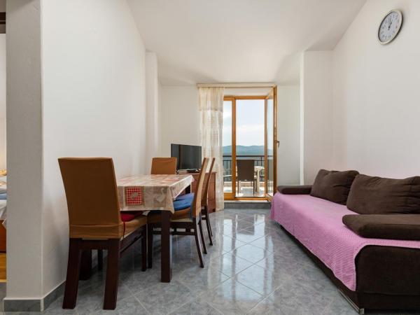 Apartments Pino Rabac : photo 8 de la chambre appartement