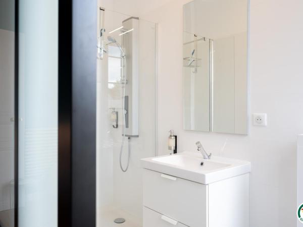 Chez Hortense : photo 5 de la chambre chambre familiale