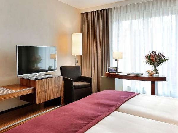 Dorint Hotel am Heumarkt Köln : photo 9 de la chambre chambre lit king-size standard