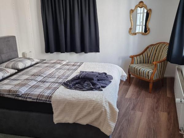 GUEST HOUSE HERMES Contactless Self Checkin : photo 2 de la chambre chambre double