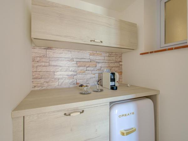 Domaine Le Courti - Adult only : photo 7 de la chambre petite chambre double