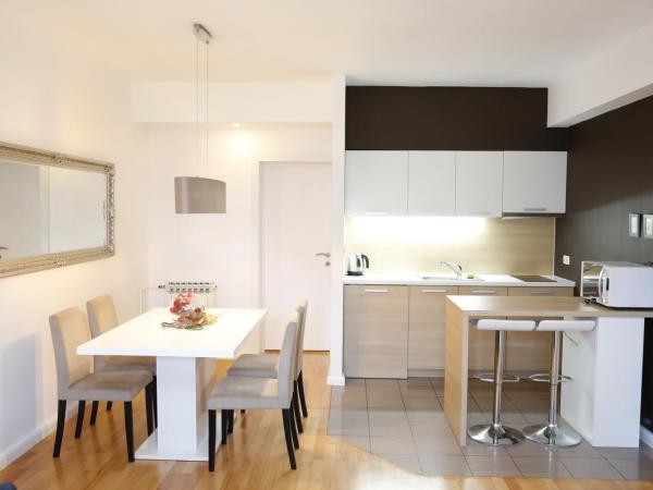 Guest House Lorenta : photo 2 de la chambre appartement 1 chambre avec terrasse