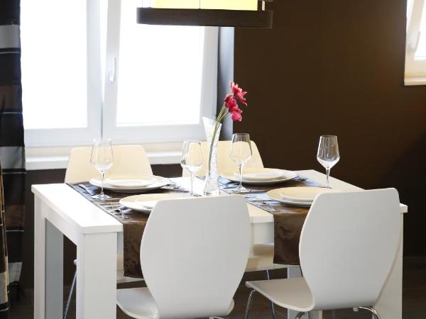 Guest House Lorenta : photo 3 de la chambre studio avec balcon