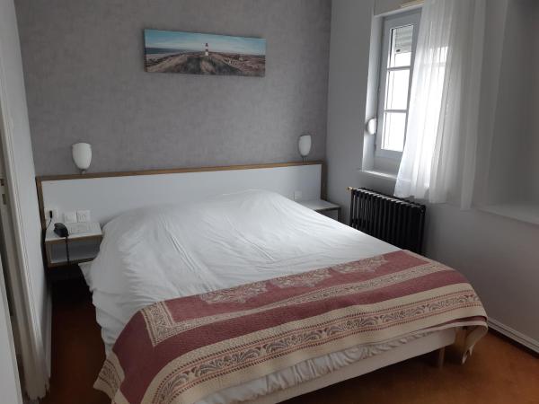Logis Hôtel Les Chardons Bleus RESTAURANT LE BISTROT DE LA MER : photo 2 de la chambre chambre simple