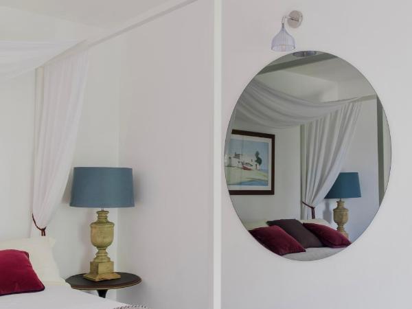 Palazzo Dei Dondoli : photo 7 de la chambre chambre double - vue sur jardin