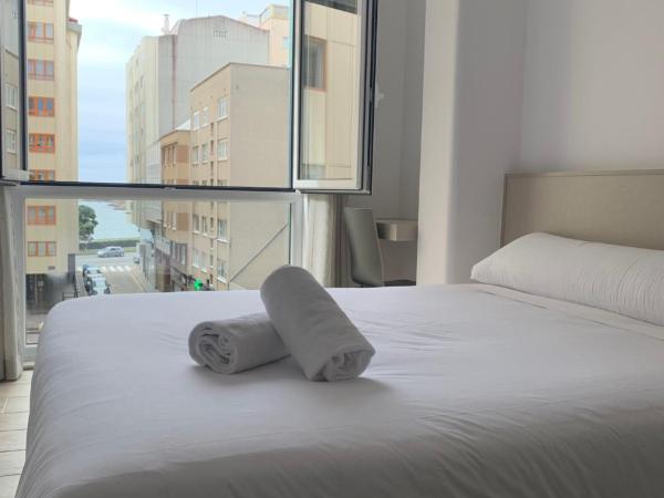 Oxford Suites Ciudad de la Coruña : photo 2 de la chambre suite - vue sur mer