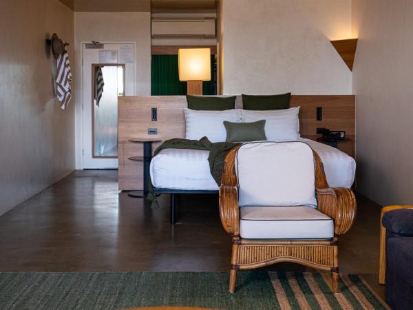 Beach Hotel Resort : photo 3 de la chambre suite supérieure - côté piscine