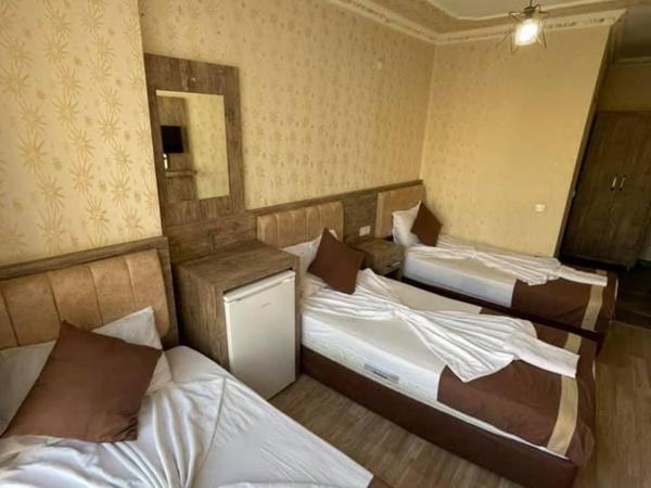 Özgür Hotel : photo 6 de la chambre chambre triple