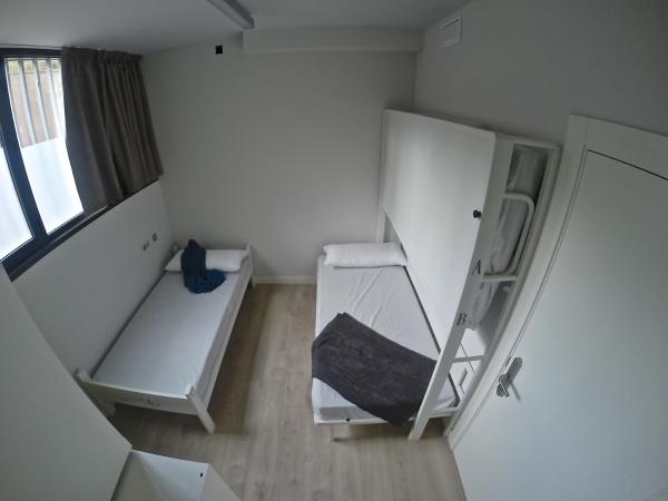 Room018BCN : photo 4 de la chambre chambre lits jumeaux avec salle de bains privative