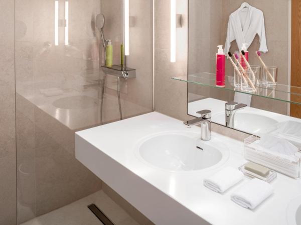 The Mandala Suites : photo 6 de la chambre studio