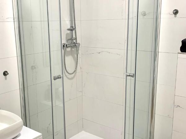 Pension u Šťastných : photo 6 de la chambre chambre double avec salle de bains privative