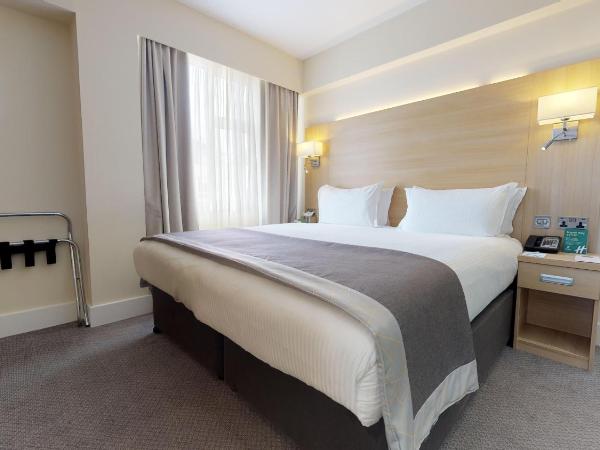 Holiday Inn London Kensington High St., an IHG Hotel : photo 4 de la chambre chambre lit king-size non-fumeurs - accessible aux personnes à mobilité réduite